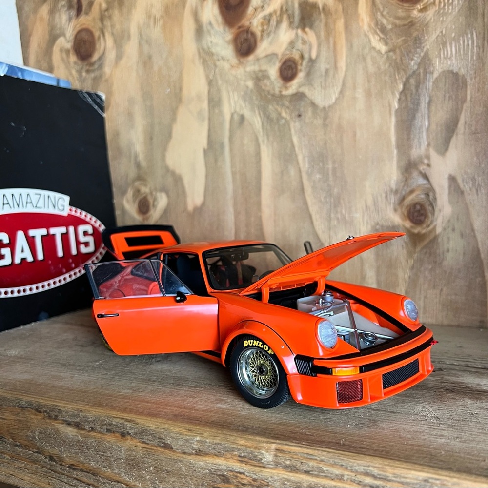 1976 Exoto Porsche 911 Turbo Rsr (934) - Gem